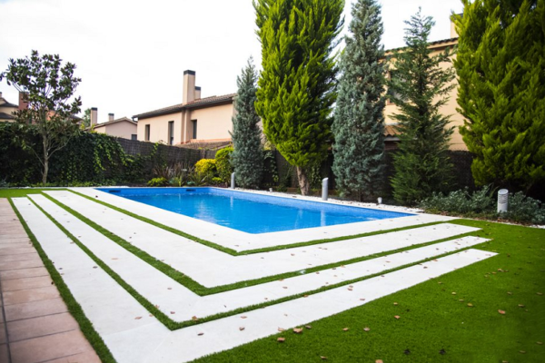 santa-agnes-piscina-jardi