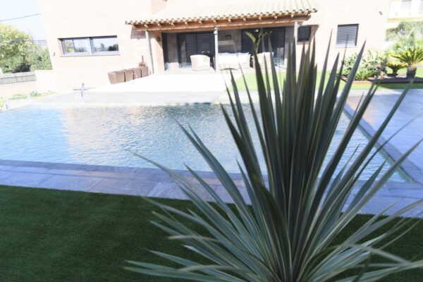 piscina-desbordant-la-roca-del-valles-6