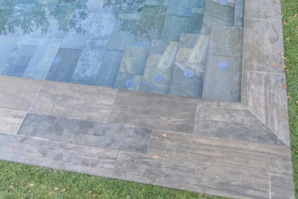 piscina-rosa-gres-santa-agnes-malanyanes-5