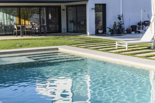 piscina-skimmers-escala-obra-sant-julia-alfou-10 piscina-skimmers-escala-obra-sant-julia-alfou-10